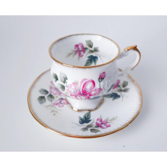 Vintage Tea Cup Elizabethan Teacup and Saucer Pink Floral - Picture 1 of 6